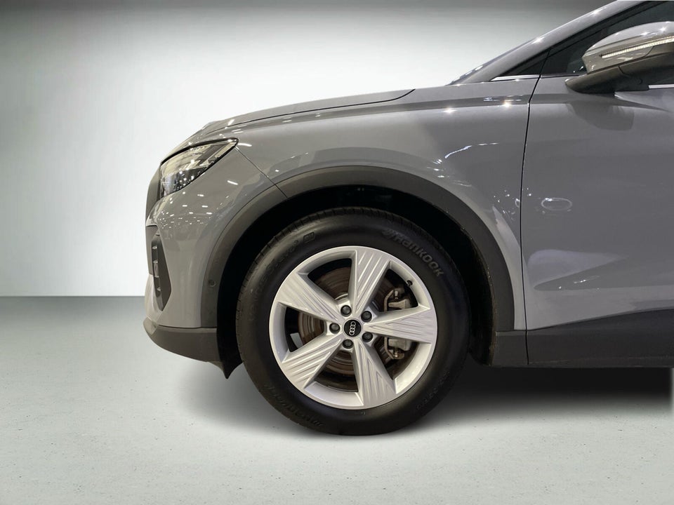 Audi Q4 e-tron 40 Attitude 5d