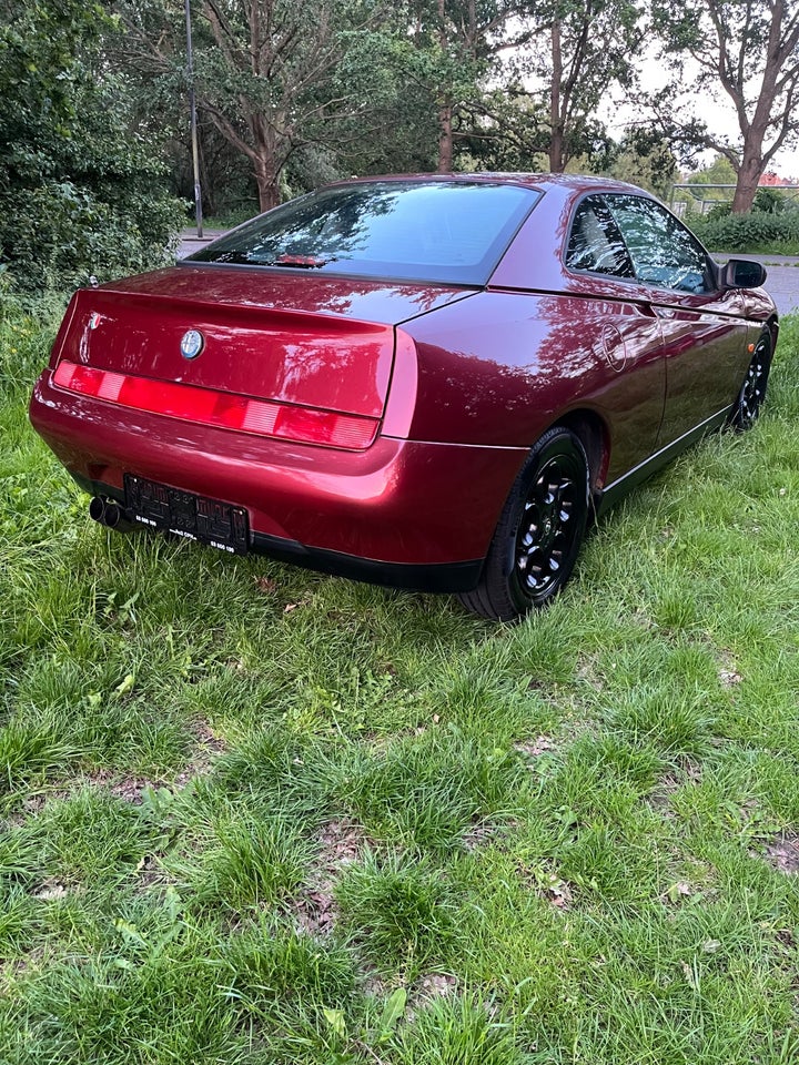 Alfa Romeo GTV 2,0 TS L 2d