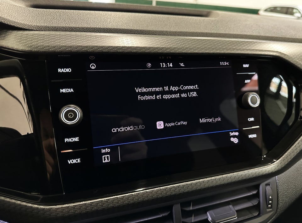 VW T-Cross 1,0 TSi 115 R-line DSG 5d