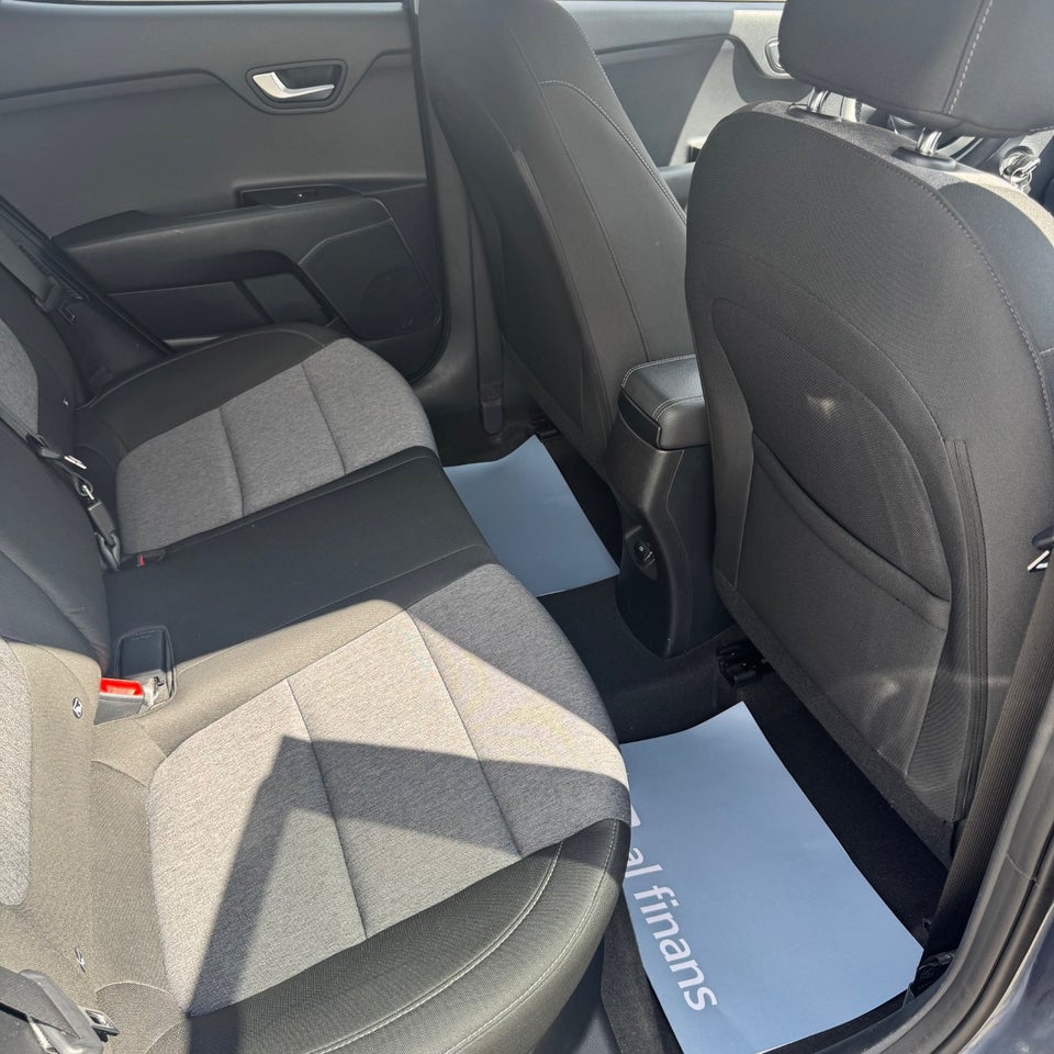 Kia Stonic 1,0 T-GDi mHEV Prestige DCT 5d