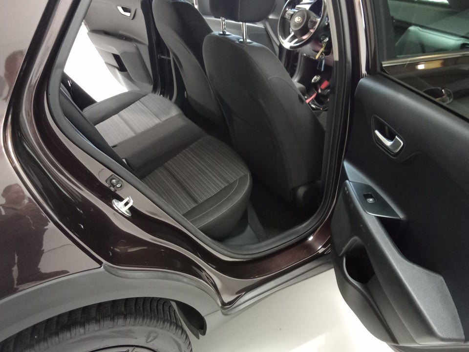 Kia Stonic 1,0 T-GDi Attraction 5d