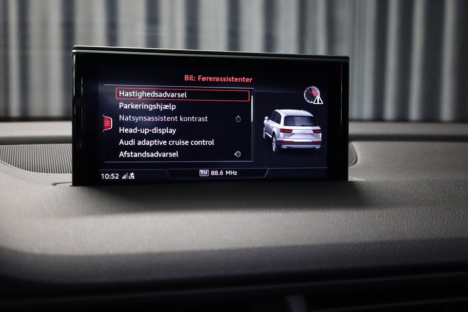 Audi Q7 3,0 TDi 272 S-line quattro Tiptr. 7prs 5d