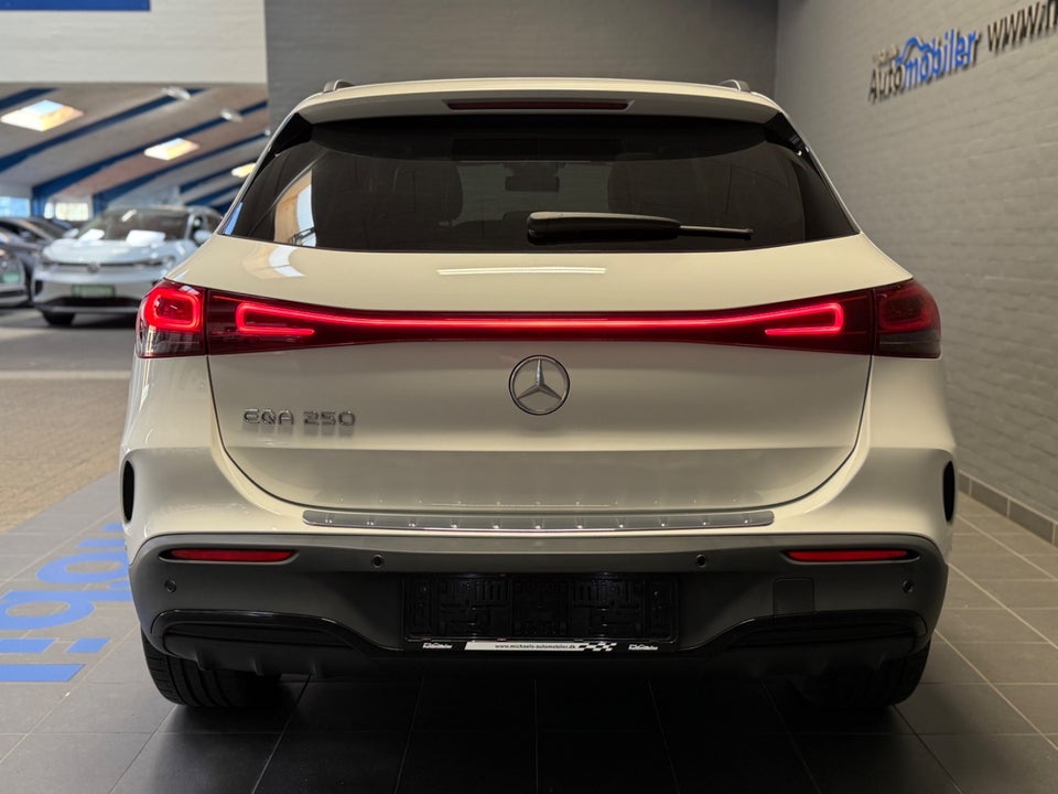 Mercedes EQA250 AMG Line 5d