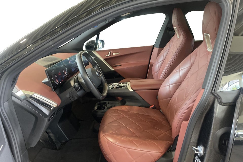 BMW iX xDrive40 Fully Charged 5d