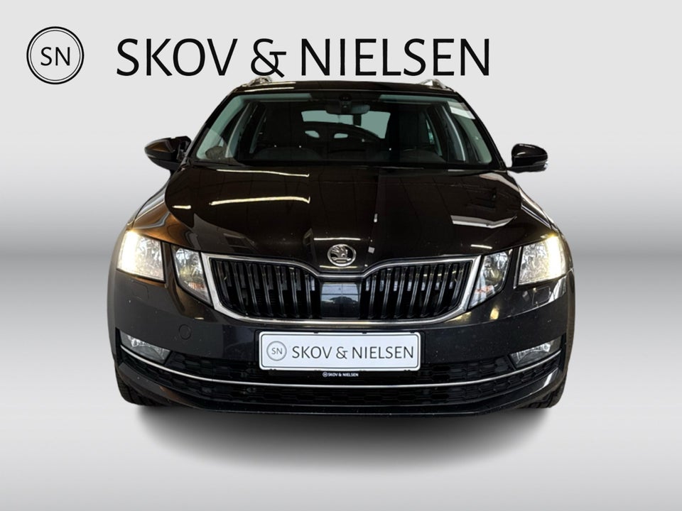 Skoda Octavia 2,0 TDi 150 Business Line+ Celebration Combi DSG 5d