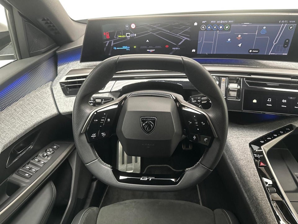 Peugeot e-5008 77 GT Pack AWD 7prs 5d