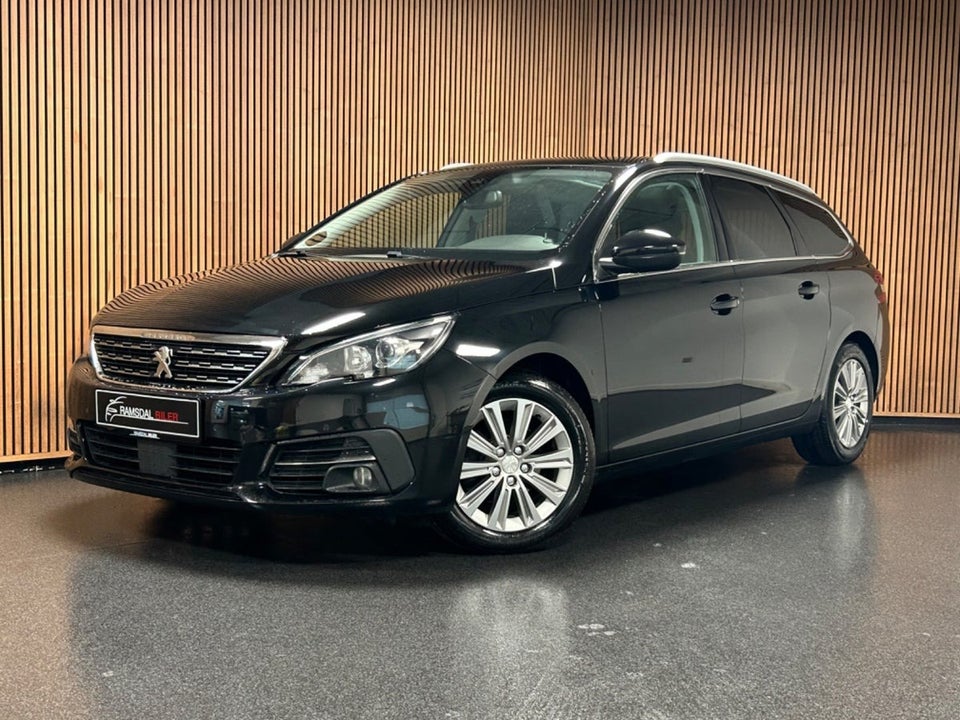 Peugeot 308 1,5 BlueHDi 130 Allure Sky Van 5d