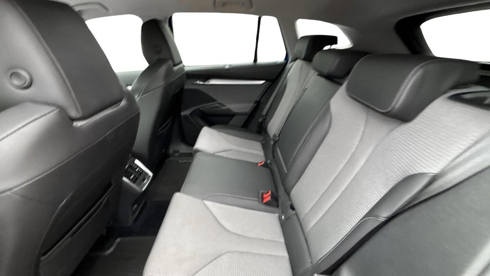 Skoda Enyaq 80 iV Premium 5d