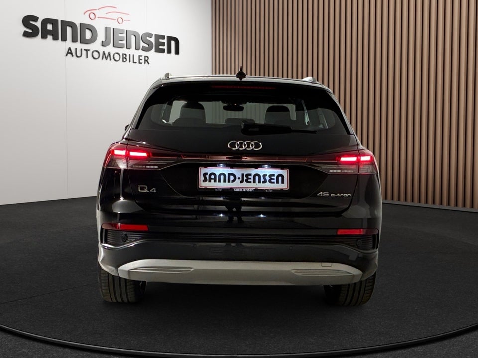 Audi Q4 e-tron 45 Progress 5d