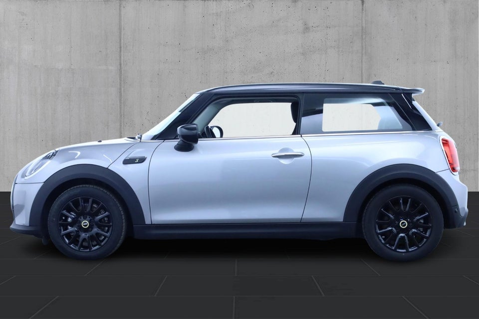 MINI Cooper SE Classic Trim 3d