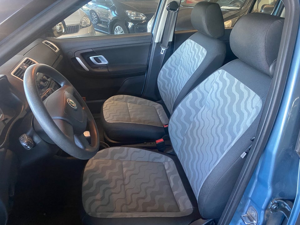 Skoda Fabia 1,4 16V Ambiente 5d