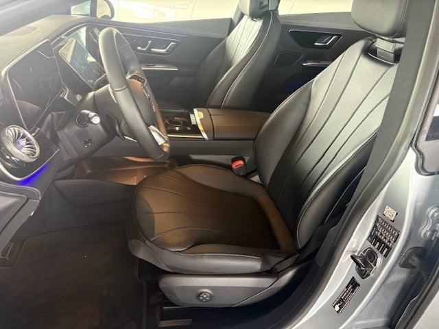 Mercedes EQE300 Electric Art 4d