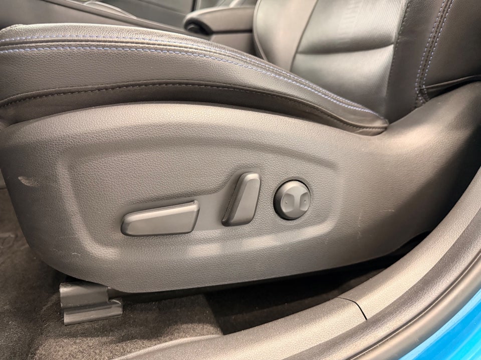 Hyundai Kona 64 EV Ultimate 5d