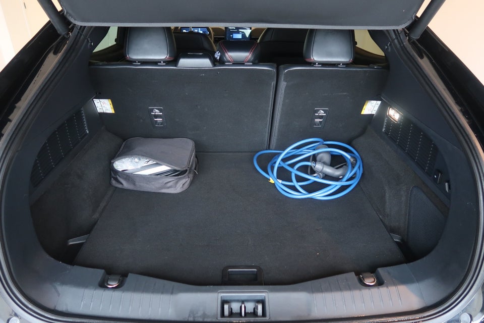 Ford Mustang Mach-E 98 Premium Extended Range AWD 5d