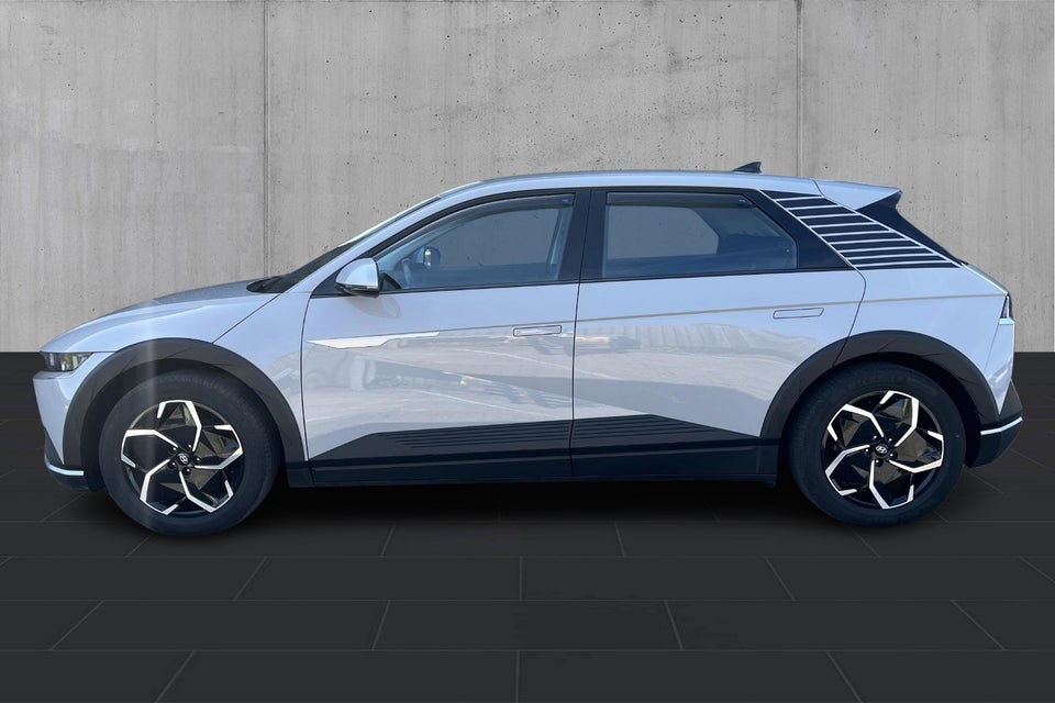 Hyundai Ioniq 5 77 Essential 5d