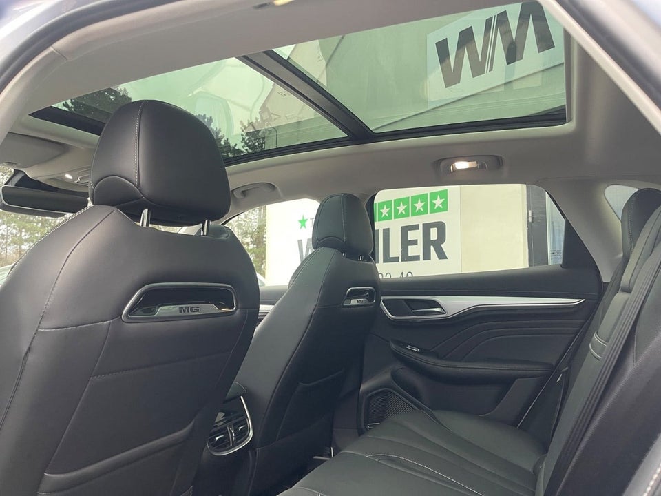 MG Marvel R Luxury 5d