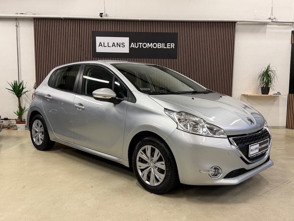 Peugeot 208 1,2 VTi Active 5d