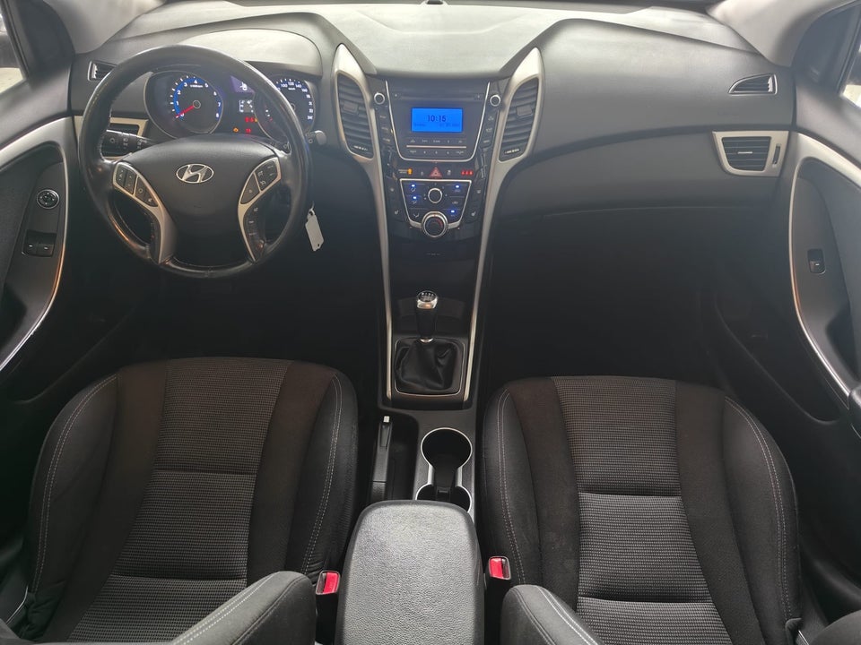 Hyundai i30 1,6 GDi Comfort Eco 3d