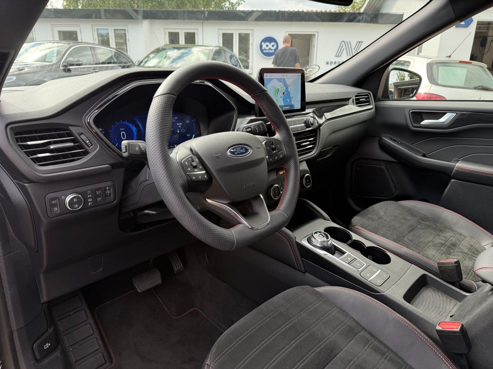 Ford Kuga 2,5 PHEV ST-Line X CVT 5d