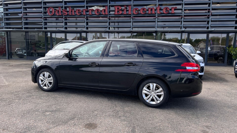 Peugeot 308 1,2 e-THP 110 Active SW 5d