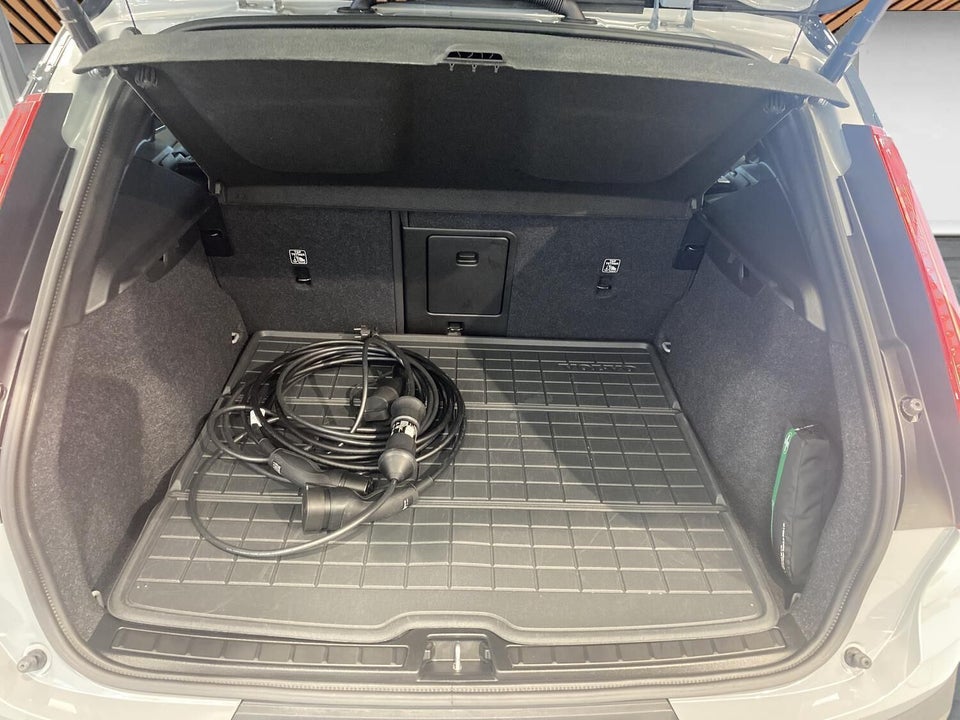 Volvo EX40 Extended Range Ultra 5d