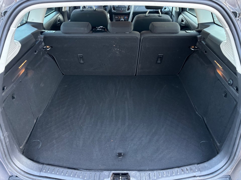 Ford Focus 1,0 SCTi 100 Titanium stc. 5d