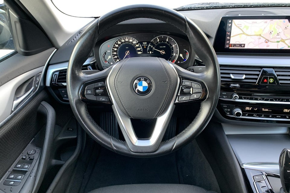 BMW 520d 2,0 Connected aut. 4d