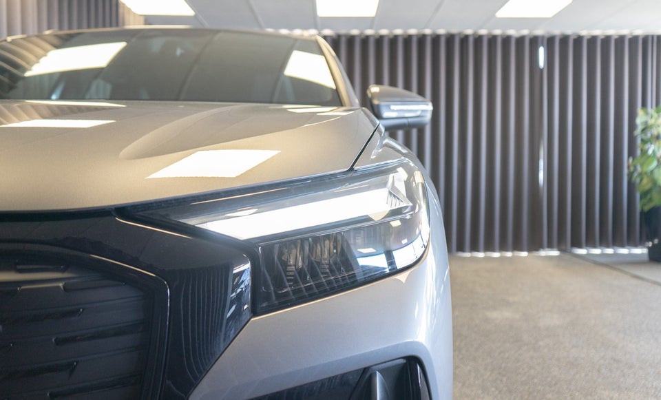 Audi Q4 e-tron 45 S-line Edition 5d