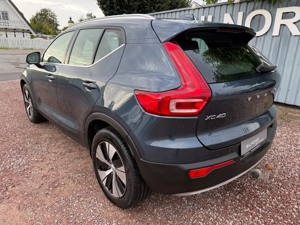 Volvo XC40 1,5 T4 ReCharge Momentum aut. 5d