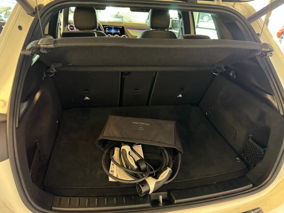 Mercedes EQA250 AMG Line 5d