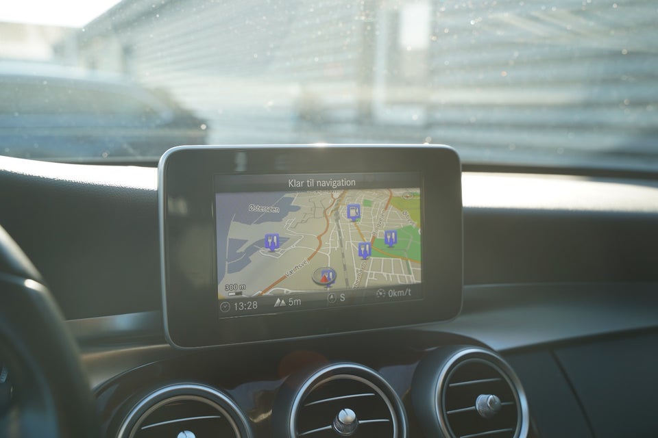 Mercedes C200 2,0 Avantgarde stc. aut. 5d