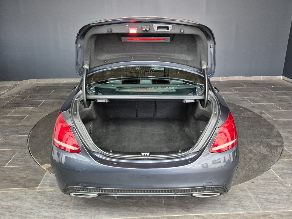 Mercedes C220 d 2,2 AMG Line aut. 4d