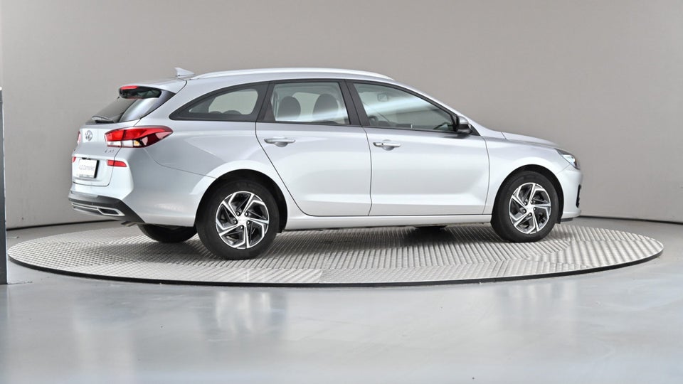 Hyundai i30 1,0 T-GDi Essential stc. DCT 5d