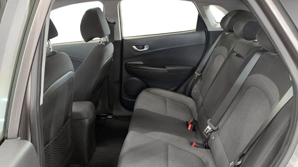 Hyundai Kona 39 EV Select 5d