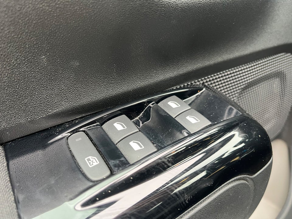 Citroën C3 1,2 PureTech 82 Iconic LTD 5d