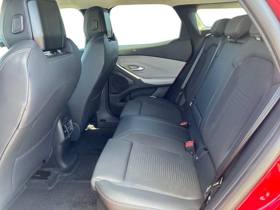 Ford Explorer 52 Premium Standard Range 5d