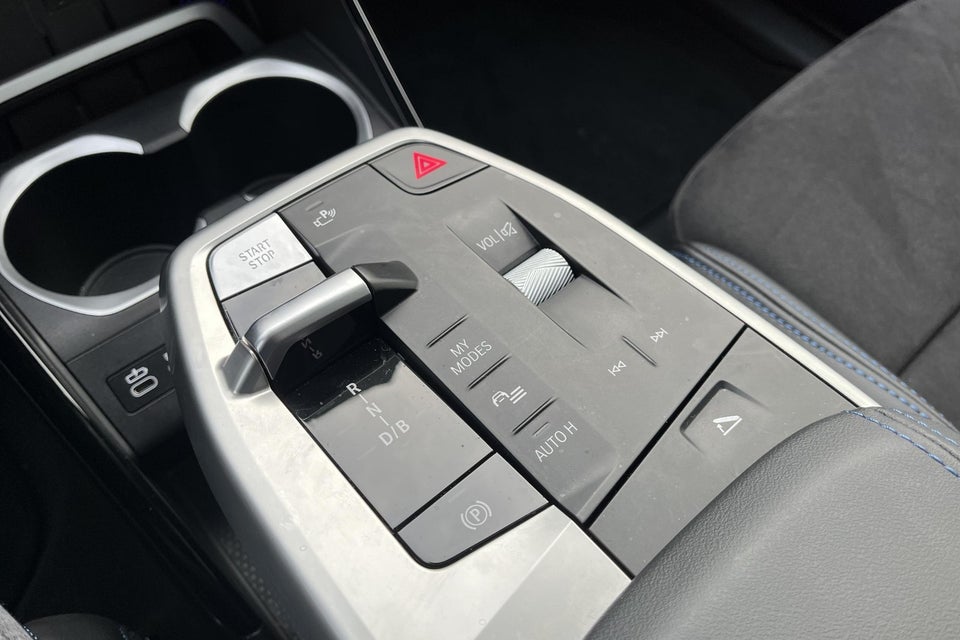 BMW iX1 eDrive20 M-Sport Pro 5d