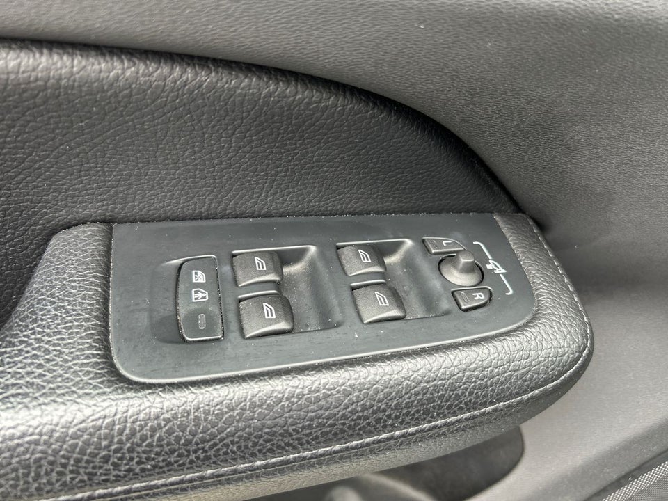 Volvo V60 2,0 T6 ReCharge Inscription aut. AWD 5d