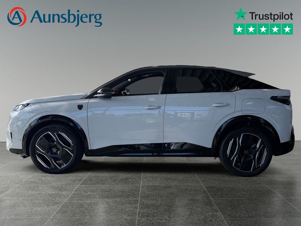 Peugeot e-3008 77 GT Pack 5d