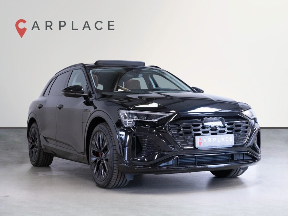 Audi Q8 e-tron 55 S-line quattro 5d