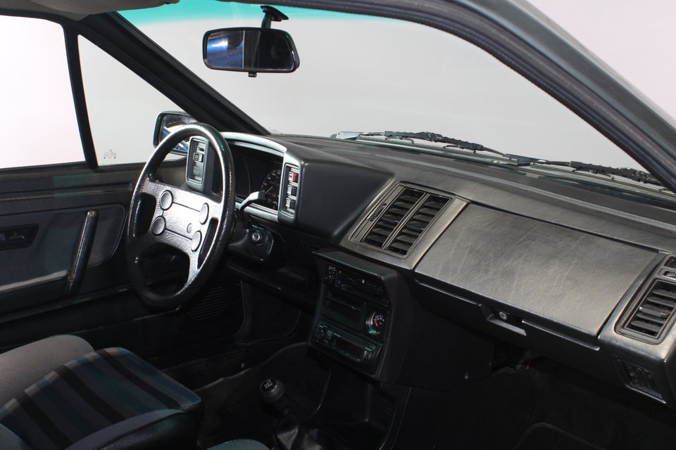 VW Scirocco 1,8 GTX 3d