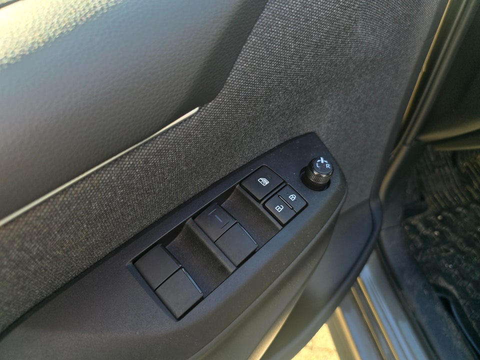 Toyota Yaris 1,5 Active 5d