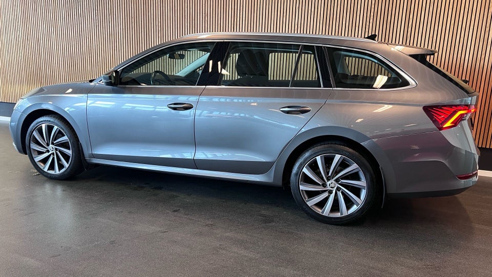 Skoda Octavia 2,0 TDi 150 Style Combi DSG 5d