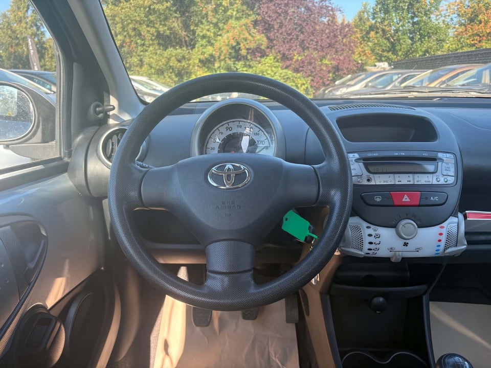 Toyota Aygo 1,0 VVT-i T1 5d