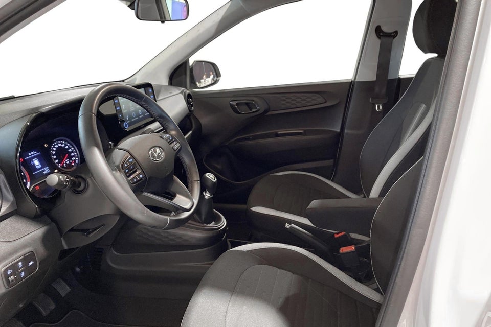 Hyundai i10 1,0 MPi Essential 5d