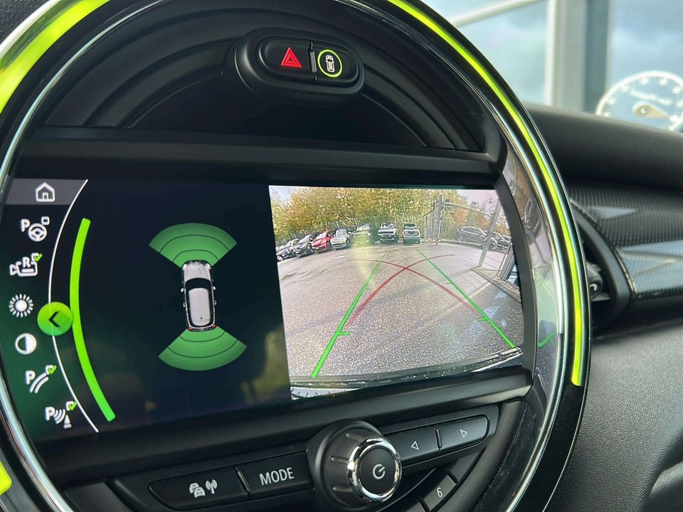 MINI Cooper SE Classic Trim 3d