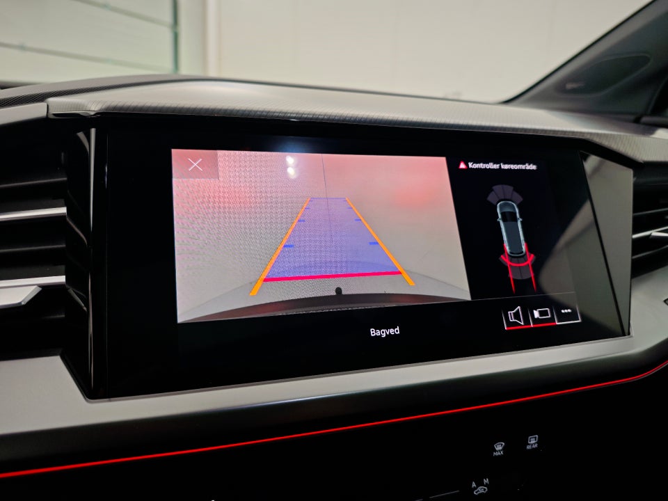 Audi Q4 e-tron 50 Sportback quattro 5d