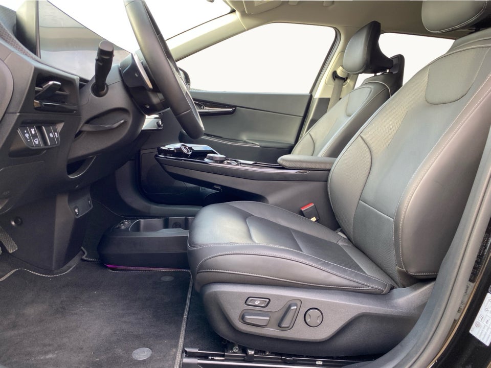 Kia EV6 77 Long Range Upgrade 5d