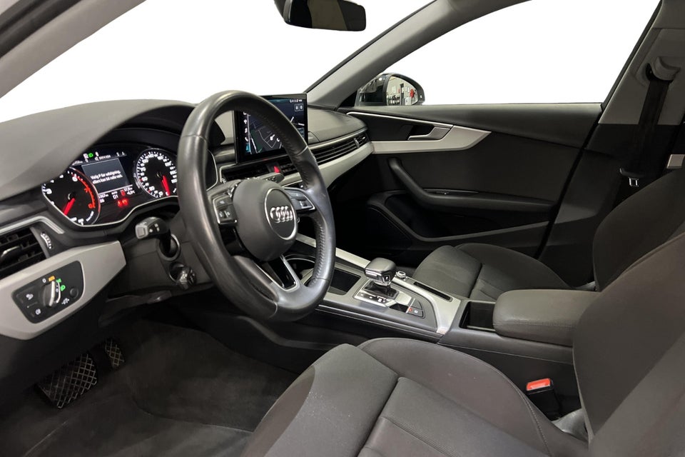 Audi A4 40 TFSi Advanced S-tr. 4d
