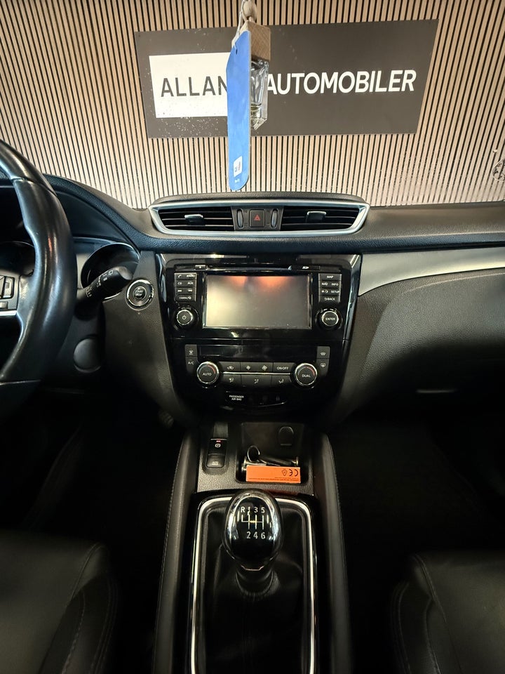 Nissan Qashqai 1,2 Dig-T 115 Acenta 5d